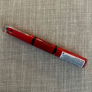 NYX  shine loud duo lipstick